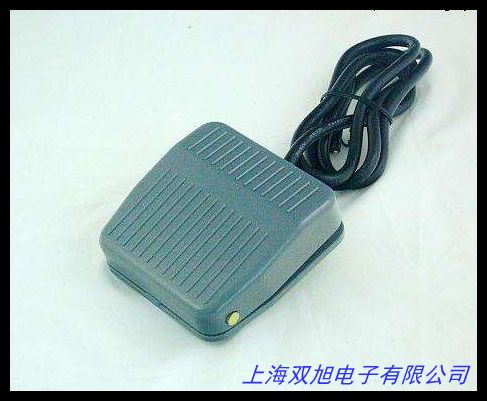 TFS-302腳踏開(kāi)關(guān) 點(diǎn)焊機(jī)/沖床設(shè)備腳踩控制開(kāi)關(guān)