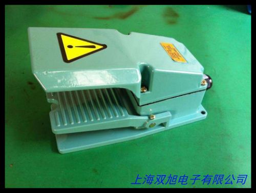 天得腳踏開關(guān)TFS-304 天得按鈕開關(guān) 腳踏開關(guān)天得 沖床腳踏開關(guān)